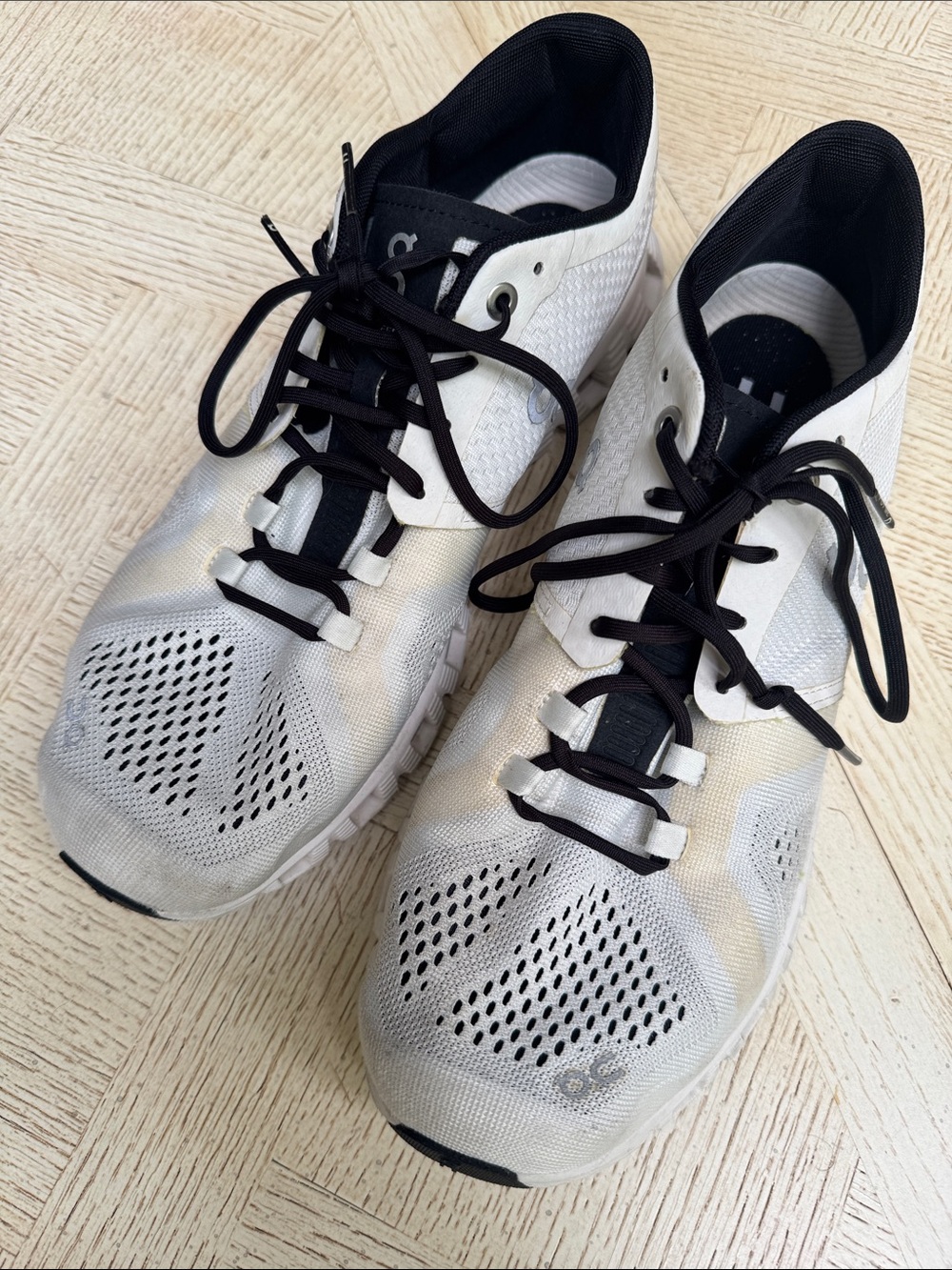 On Cloud X Cloudtec Helios White & Black Running Sneakers - Men’s 8 - Picture 3 of 5
